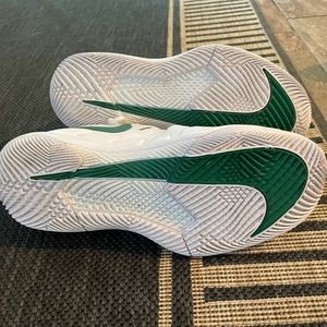 Nike Air Zoom Court Vapor C “White Clover”